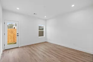 826 Curtin St, Houston, TX 77018 - Photo 12