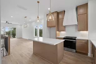 826 Curtin St, Houston, TX 77018 - Photo 10