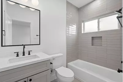 826 Curtin Street #G, Houston, TX 77018 - Photo 10