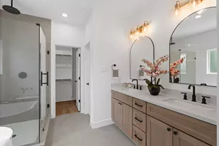 826 Curtin St, Houston, TX 77018 - Photo 4
