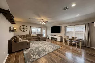 336 Country Crossing Cir, Magnolia, TX 77354 - Photo 10