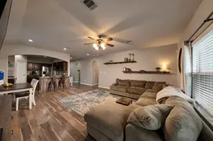 336 Country Crossing Cir, Magnolia, TX 77354 - Photo 8