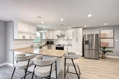 5507 Cartagena Street, Houston, TX 77035 - Photo 8