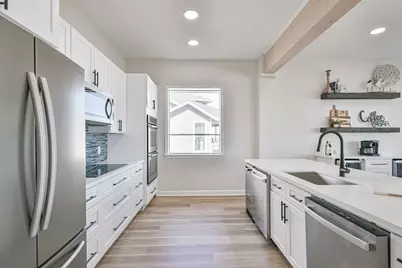 11811 Sunbather Lane, Galveston, TX 77554 - Photo 14