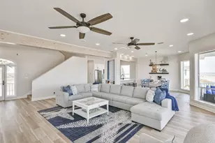 11811 Sunbather Ln, Galveston, TX 77554 - Photo 8