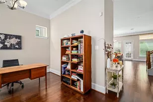 1407 Devonshire Manor Ln, Houston, TX 77055 - Photo 4