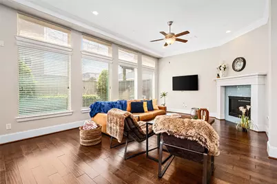 1407 Devonshire Manor Lane, Houston, TX 77055 - Photo 12