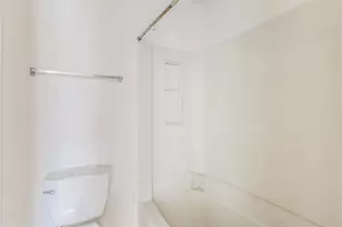 12225 Sandpiper Dr, Houston, TX 77035 - Photo 18