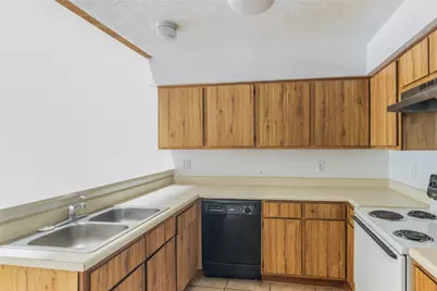 12225 Sandpiper Drive #122, Houston, TX 77035 - Photo 10