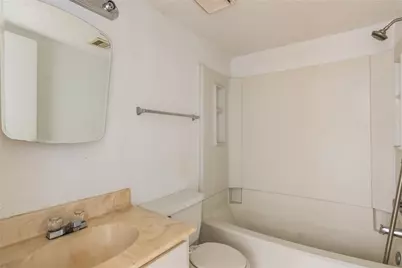 12225 Sandpiper Drive #122, Houston, TX 77035 - Photo 8