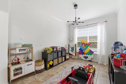 115 S Rocky Point Circle, The Woodlands, TX 77389 - Photo 8