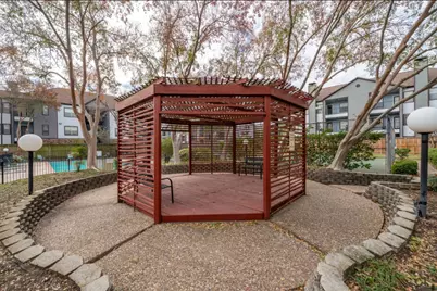 10811 Richmond Avenue #72, Houston, TX 77042 - Photo 20