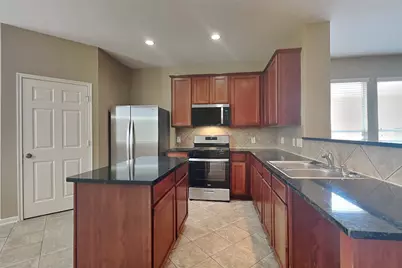 7418 Jacobs Well Drive, Richmond, TX 77407 - Photo 2