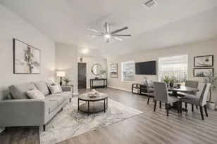 19234 Golden Wave Dr, Katy, TX 77449 - Photo 2