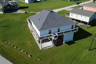 2429 Sand Bar Ln, Crystal Beach, TX 77650 - Photo 2