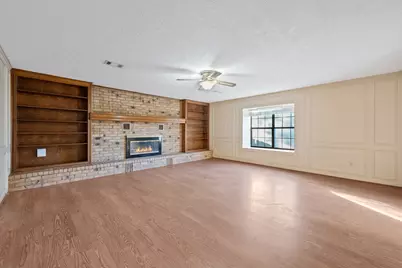 210 E Waring Street, Dayton, TX 77535 - Photo 14