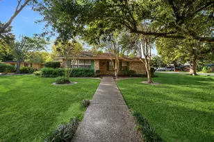 210 E Waring St, Dayton, TX 77535 - Photo 1