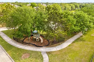 9615 Landon Lake Dr, Pearland, TX 77584 - Photo 36