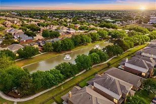 9615 Landon Lake Dr, Pearland, TX 77584 - Photo 2