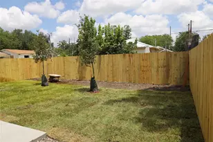 1931 Nolan St St, San Antonio, TX 78202 - Photo 30