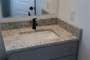 1931 Nolan St St, San Antonio, TX 78202 - Photo 24