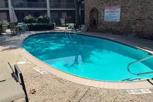2201 Fountain View Dr W, Houston, TX 77057 - Photo 24