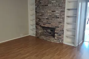 2201 Fountain View Dr W, Houston, TX 77057 - Photo 18