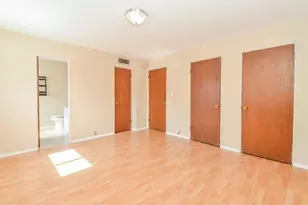 2201 Fountain View Dr W, Houston, TX 77057 - Photo 20