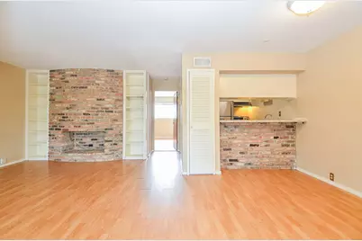 2201 Fountain View Drive W #14J, Houston, TX 77057 - Photo 4