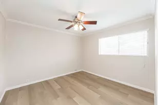 2101 Fountain View Dr, Houston, TX 77057 - Photo 24