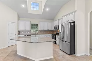 11303 Crestbrook Park Ln, Tomball, TX 77375 - Photo 12