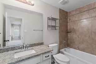 11303 Crestbrook Park Ln, Tomball, TX 77375 - Photo 30