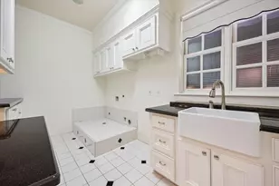 408 E 7th St, Houston, TX 77007 - Photo 24