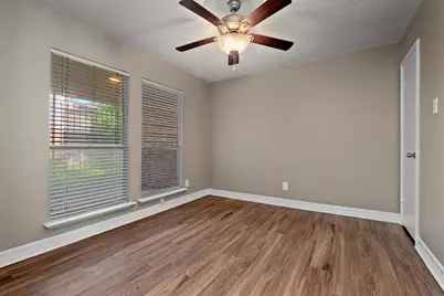 12226 Wild Pine Drive #B, Houston, TX 77039 - Photo 20