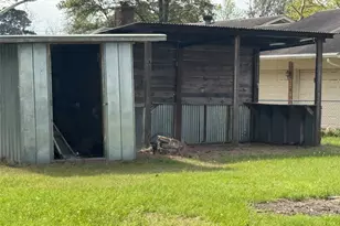 141 Slade St, Coldspring, TX 77331 - Photo 20