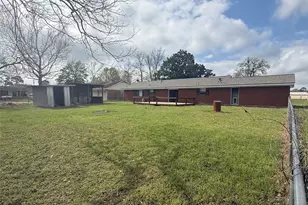 141 Slade St, Coldspring, TX 77331 - Photo 22