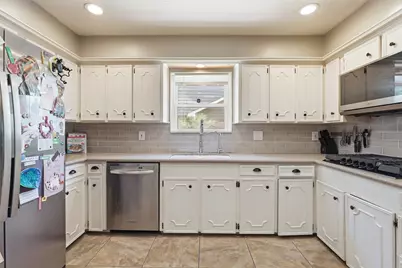 3931 Cypress Lake Drive Drive, Spring, TX 77388 - Photo 10