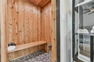 934 Shelterwood Dr, Houston, TX 77008 - Photo 22