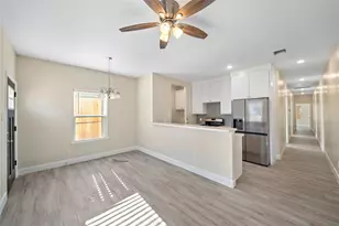 5618 Ridgeway Dr, Houston, TX 77033 - Photo 8