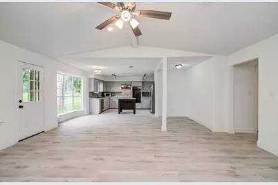 114 Swiss Lane, Clute, TX 77531 - Photo 6