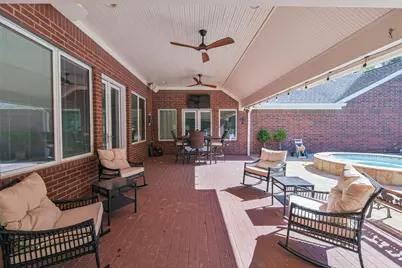 610 Oak Creek Court, Sealy, TX 77474 - Photo 16