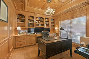 610 Oak Creek Ct, Sealy, TX 77474 - Photo 22