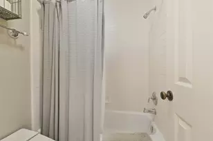 610 Oak Creek Ct, Sealy, TX 77474 - Photo 44