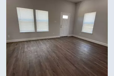 798 County Road 5702, Cleveland, TX 77327 - Photo 4