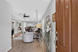418 Thistle Thorn Dr, The Woodlands, TX 77382 - Photo 4