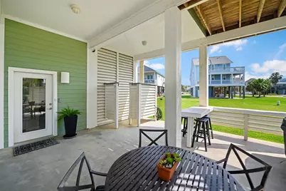 13951 Pirates Beach Boulevard, Galveston, TX 77554 - Photo 8