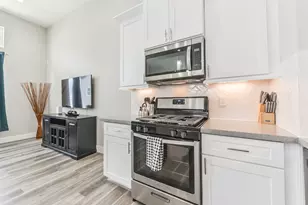 5902 Gardendale Dr, Houston, TX 77092 - Photo 10