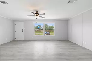 72 Rd 3371B, Cleveland, TX 77327 - Photo 2