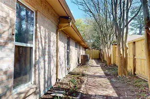 12618 Misty Valley Dr, Houston, TX 77066 - Photo 44