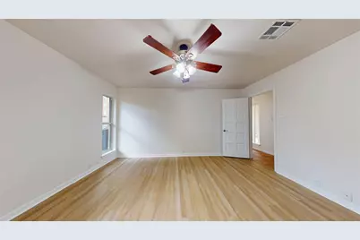 12618 Misty Valley Drive, Houston, TX 77066 - Photo 32